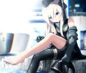 807x686