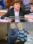 853