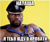 558x473