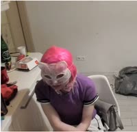 696x674