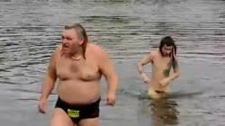 640x360
