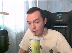 290x216