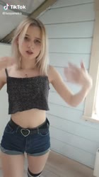 576x1024