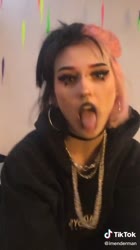 576x1024