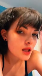 576x1024