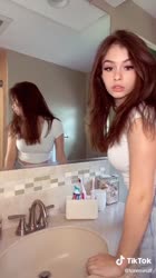576x1024