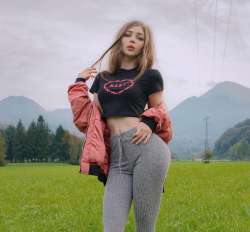 1163x1080