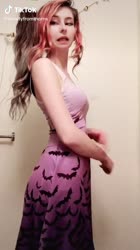576x1024