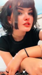 576x1024