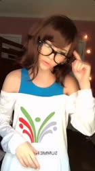 608x1080