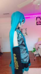 576x1024