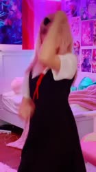576x1024