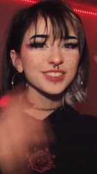 576x1024