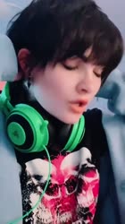 576x1024
