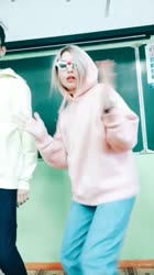 576x1024