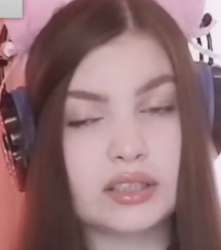 898x1013