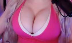 585x350