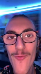 576x1024