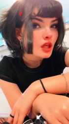 576x1024