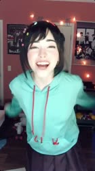 608x1080