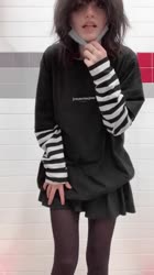 576x1024