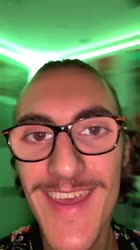576x1024