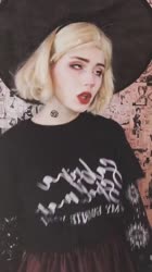 576x1024