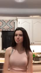 576x1024
