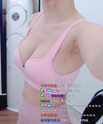 895x1080