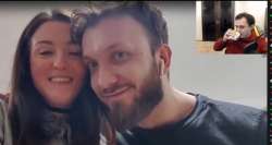 553x295