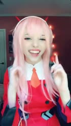 608x1080