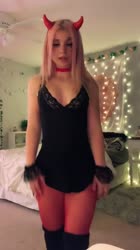 576x1024