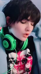 576x1024