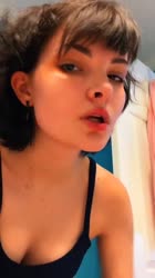 576x1024