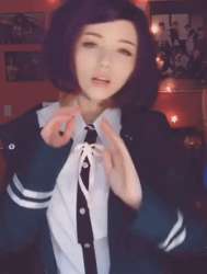 320x423