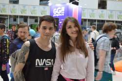1280x851