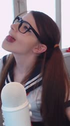 720x1280