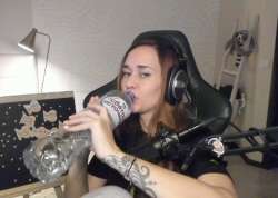 469x334