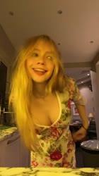 576x1024