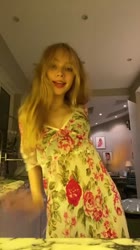 576x1024