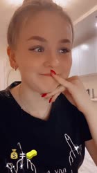 720x1280