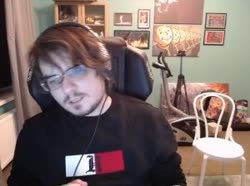 300x224