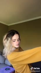 576x1024
