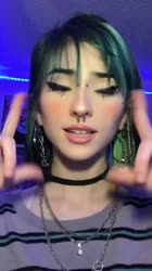 720x1280
