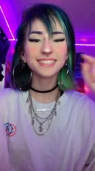 720x1280