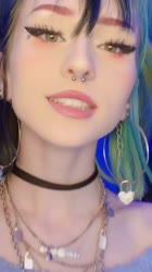 576x1024