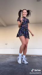 576x1024