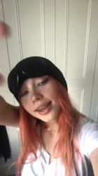 576x1024