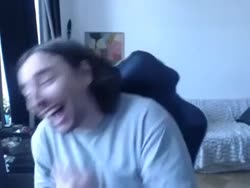 380x286