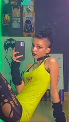 720x1272